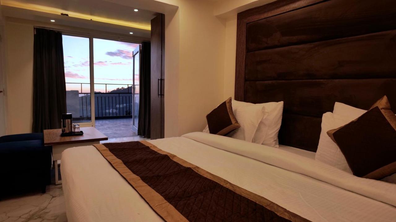 Hotel Brite Star Mussoorie Ngoại thất bức ảnh