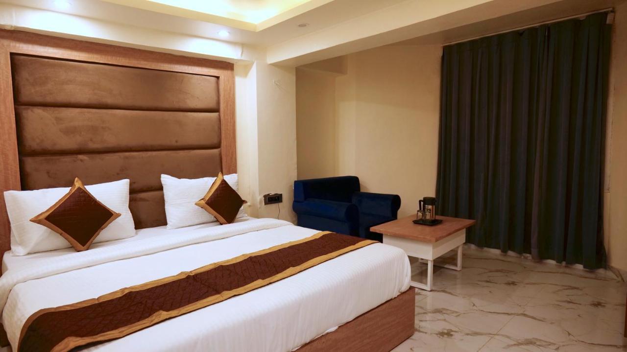 Hotel Brite Star Mussoorie Ngoại thất bức ảnh
