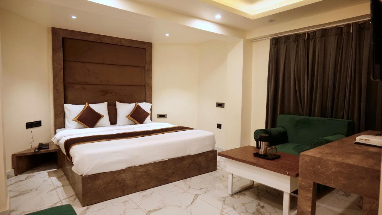 Hotel Brite Star Mussoorie Ngoại thất bức ảnh
