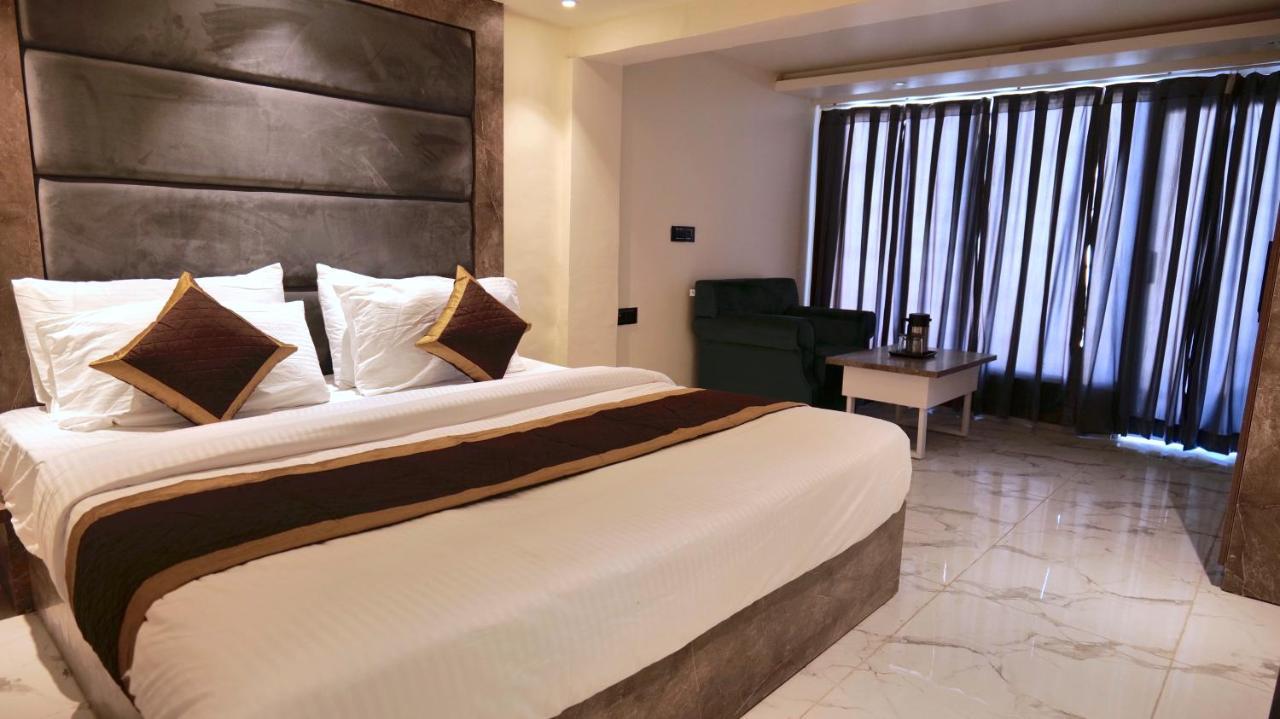 Hotel Brite Star Mussoorie Ngoại thất bức ảnh